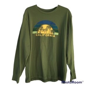 Men’s long sleeve shirt